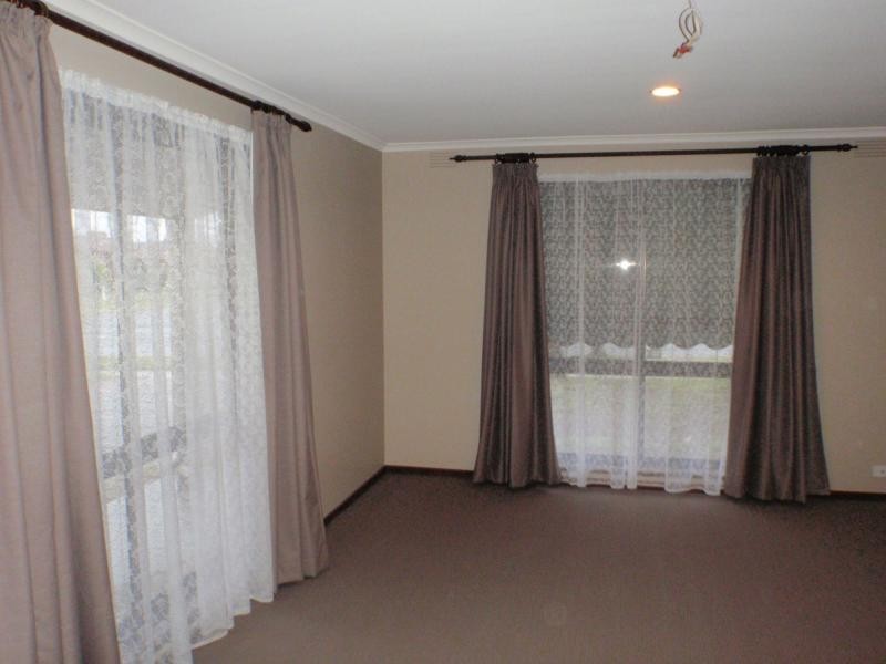 35 Ferndale Drive, Frankston VIC 3199