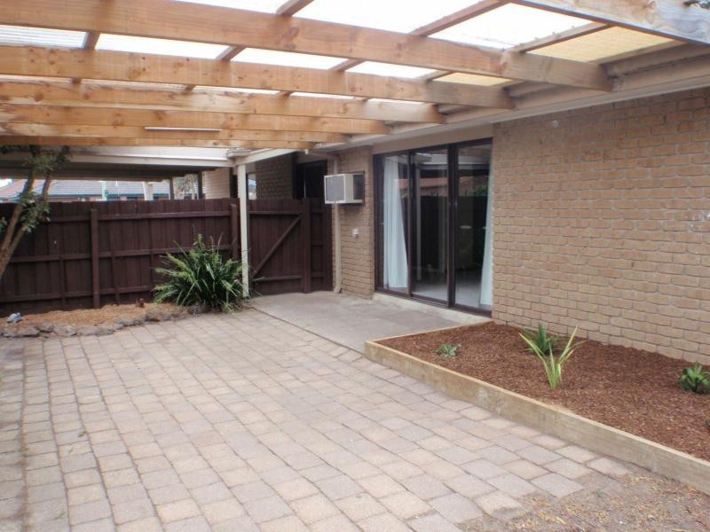35 Ferndale Drive, Frankston VIC 3199