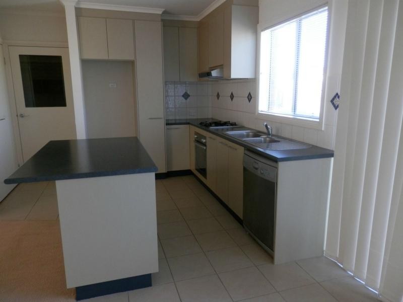 24/85 Ashleigh Avenue, Frankston VIC 3199