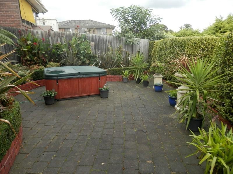 7 Irvine Crescent, Frankston VIC 3199