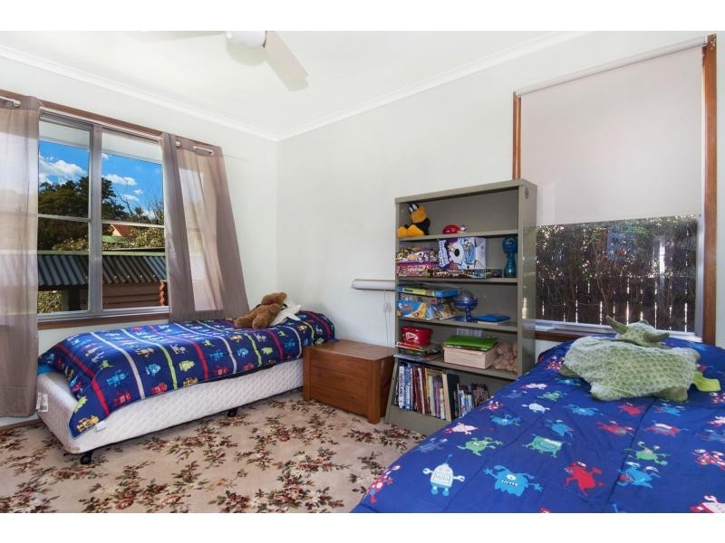 21 Nodding Avenue, Frankston North VIC 3200