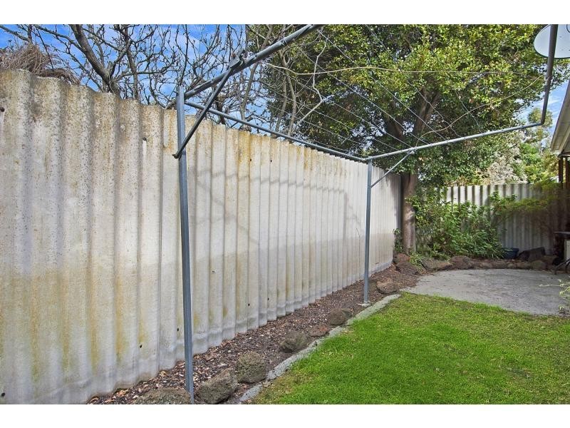 2/19 Ebdale Street, Frankston VIC 3199