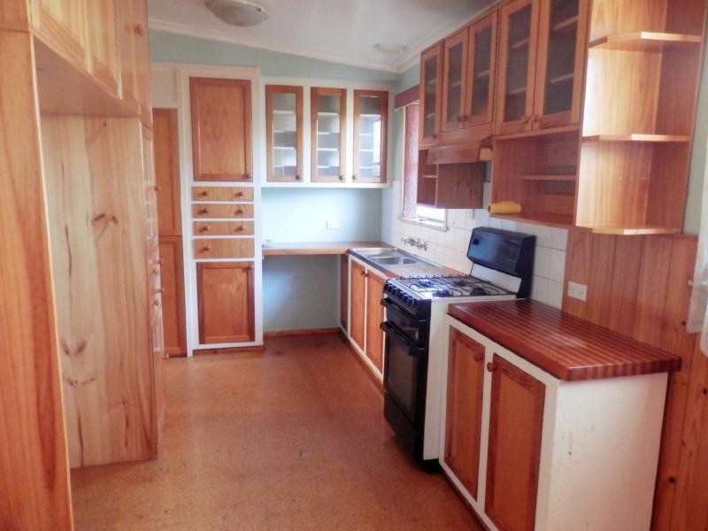 5 Telopea Court, Frankston North VIC 3200