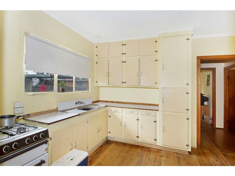 13 Pine Street, Frankston North VIC 3200