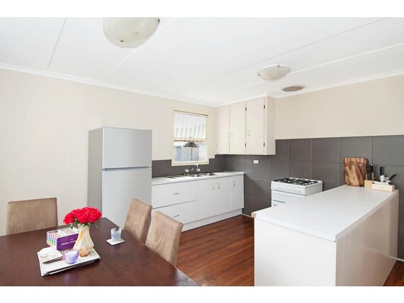 24 Poplar Street, Frankston North VIC 3200