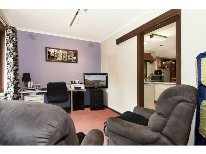 5 Caprice Court, Frankston VIC 3199