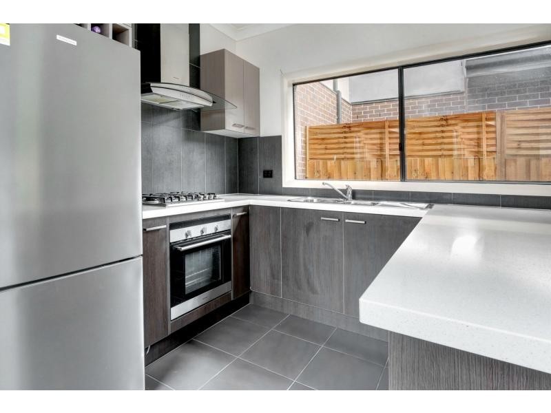 21B Karingal Drive, Frankston VIC 3199