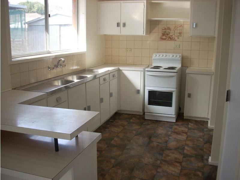 7 Coora Court, Frankston VIC 3199