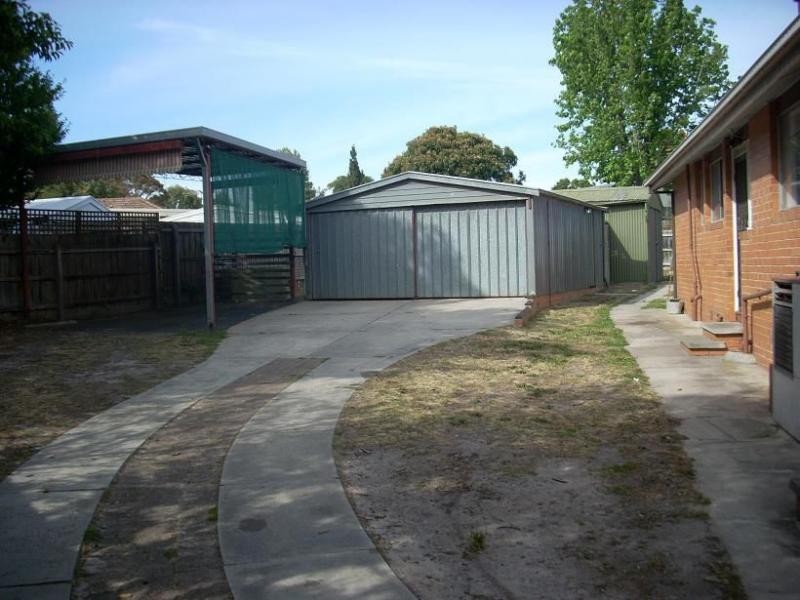 7 Coora Court, Frankston VIC 3199