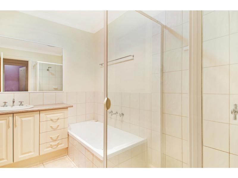 2/42 Denbigh Street, Frankston VIC 3199