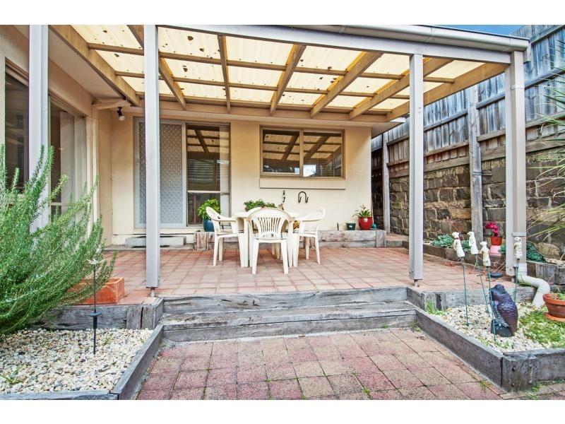 2/42 Denbigh Street, Frankston VIC 3199