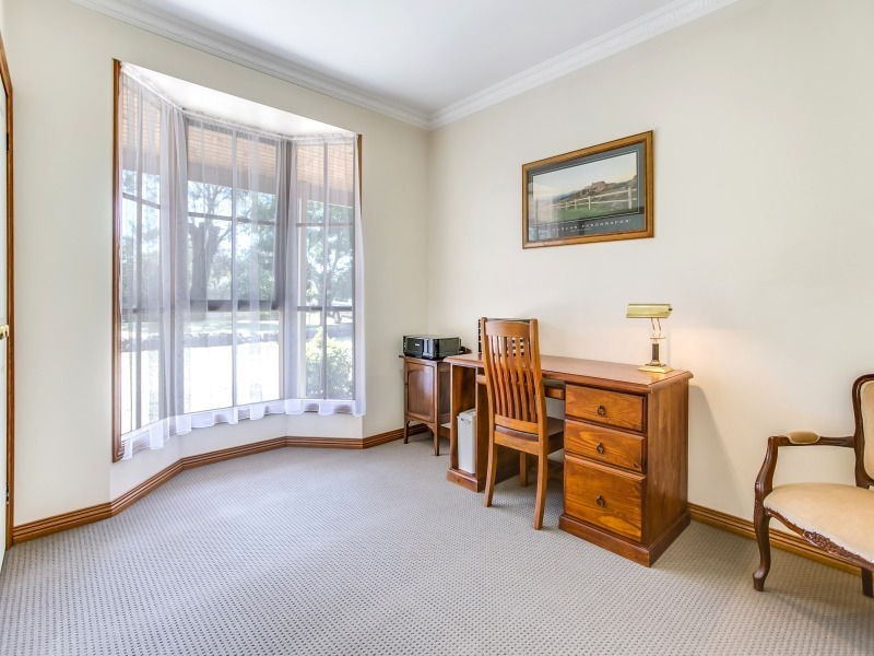 4 Lyndhurst Court, Langwarrin VIC 3910