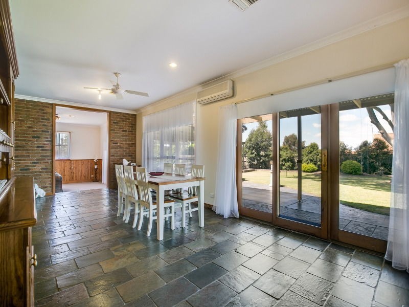 4 Lyndhurst Court, Langwarrin VIC 3910