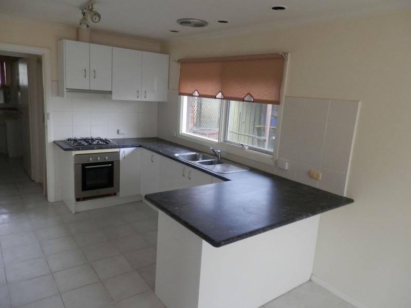 1/22 Cricklewood Avenue, Frankston VIC 3199