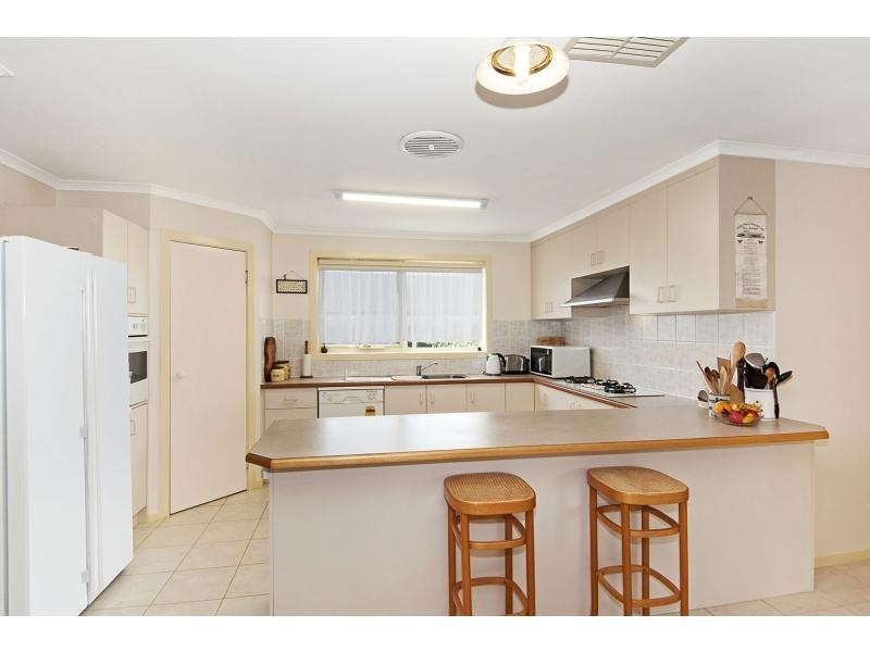 42 Schooner Bay Drive, Frankston VIC 3199