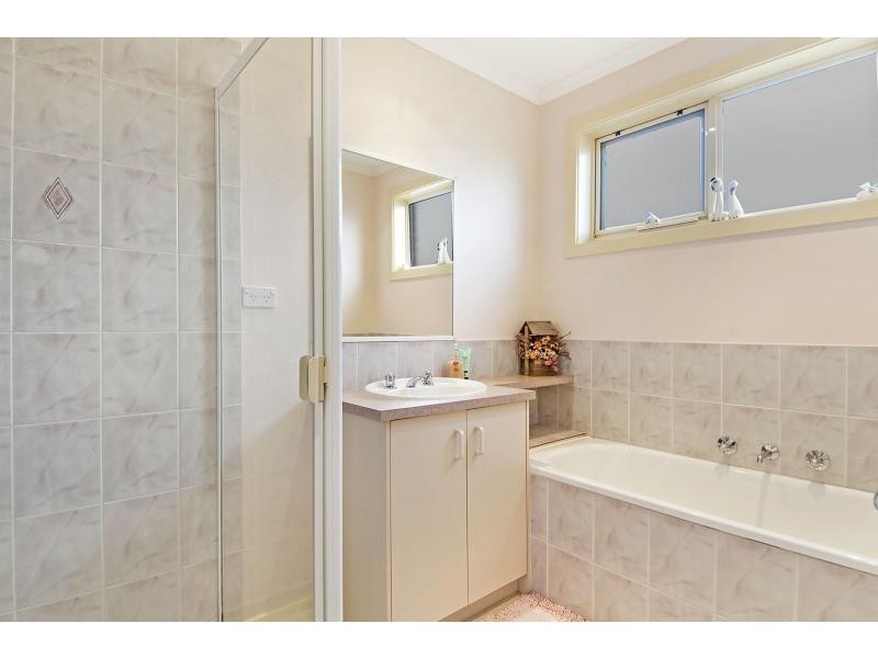 42 Schooner Bay Drive, Frankston VIC 3199