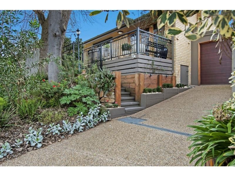 4/18 Bruarong Crescent, Frankston South VIC 3199