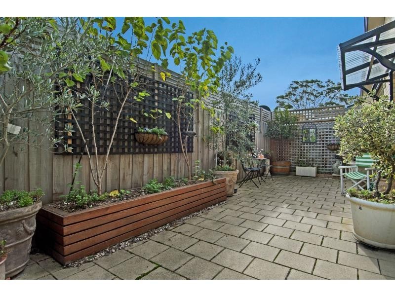 4/18 Bruarong Crescent, Frankston South VIC 3199