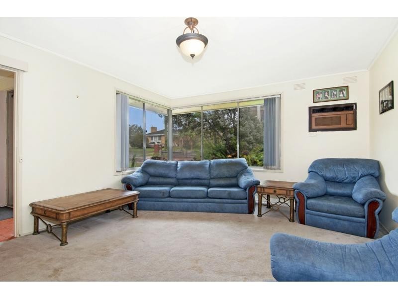 8 Genoa Court, Frankston VIC 3199