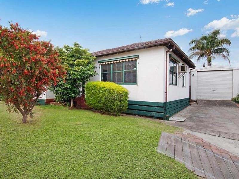 21 Monterey Boulevard, Frankston North VIC 3200