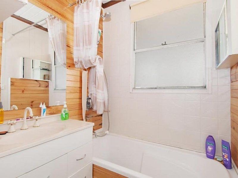 21 Monterey Boulevard, Frankston North VIC 3200