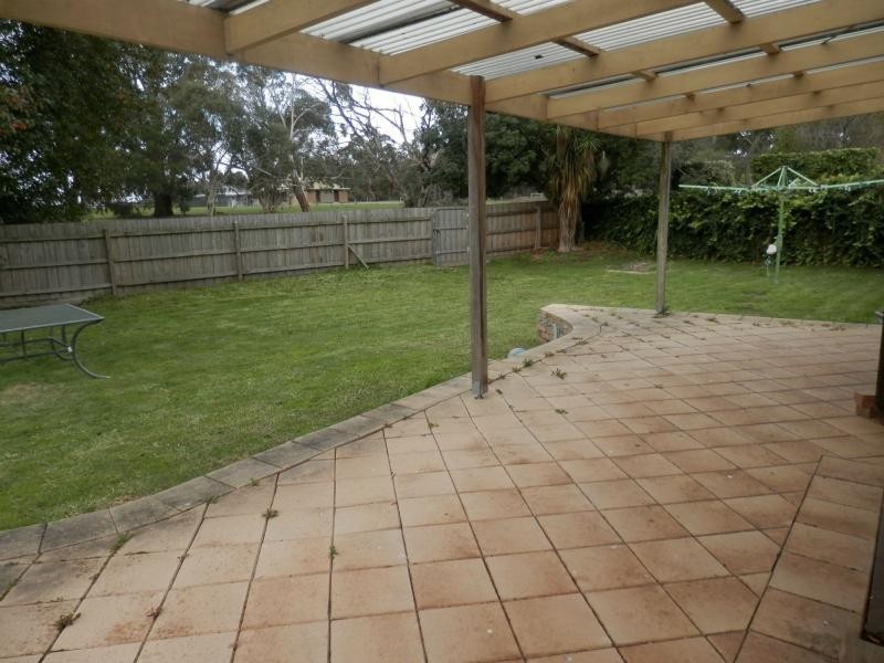 2 Landsdowne Court, Frankston VIC 3199