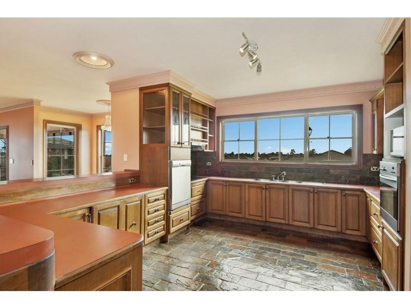 21 Golden Way, Skye VIC 3977