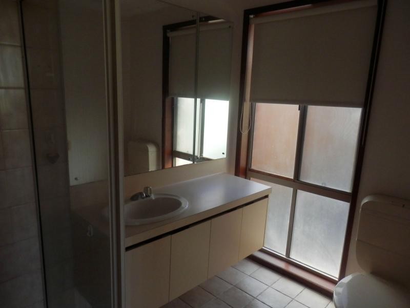 18 Mount Erin Crescent, Frankston South VIC 3199