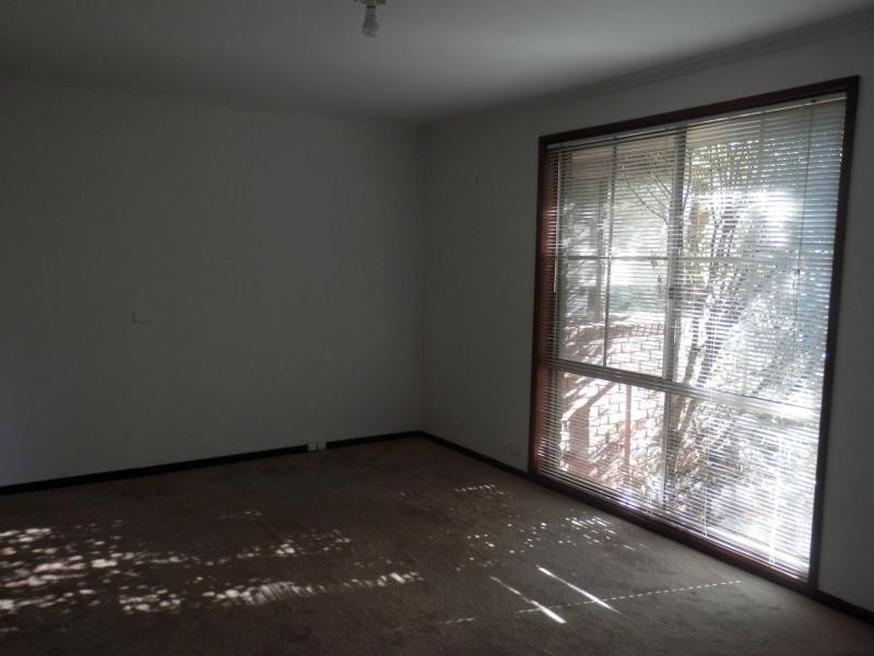 18 Mount Erin Crescent, Frankston South VIC 3199