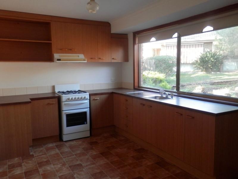 18 Mount Erin Crescent, Frankston South VIC 3199