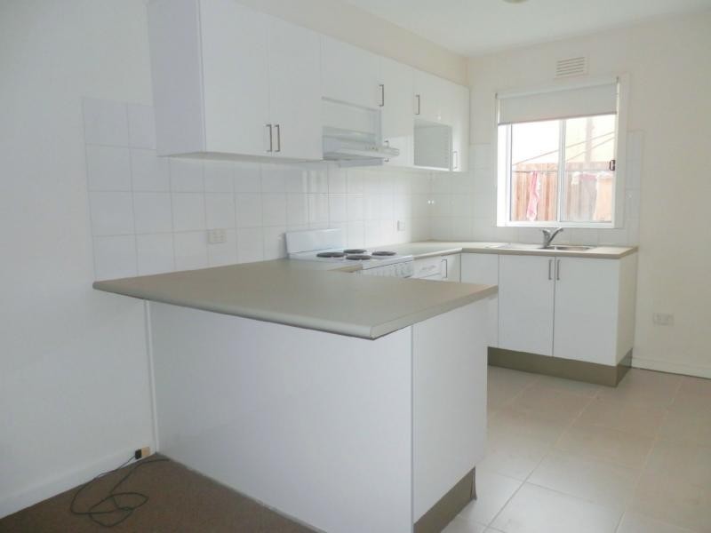 2/163 Cranboune Road, Frankston VIC 3199