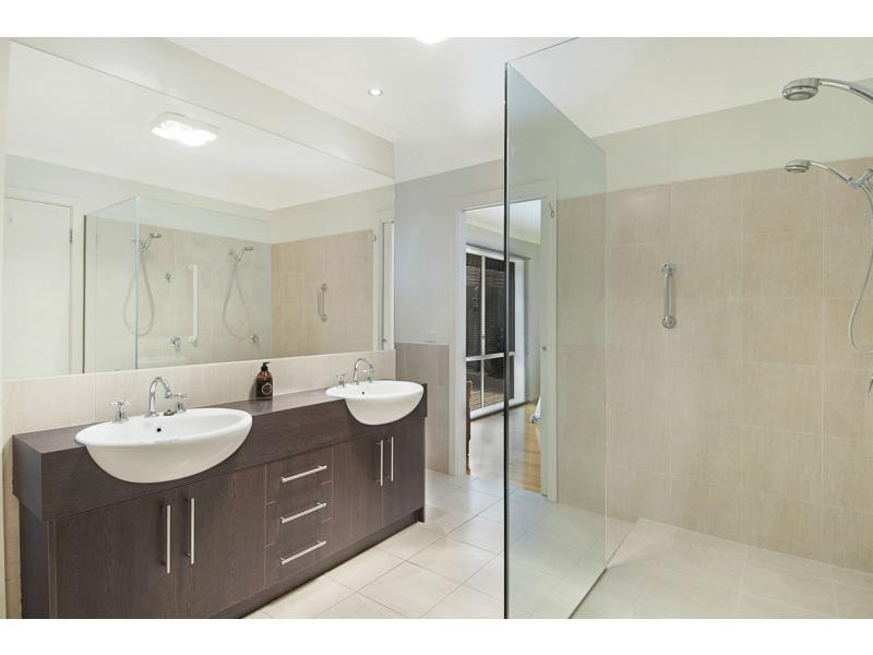 17 Cedar Street, Langwarrin VIC 3910