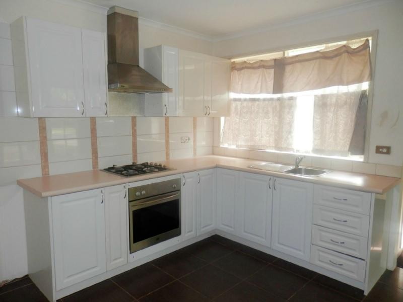 240 Seaford Road, Seaford VIC 3198