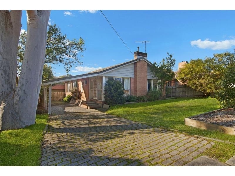 52 Roberts Street, Frankston VIC 3199