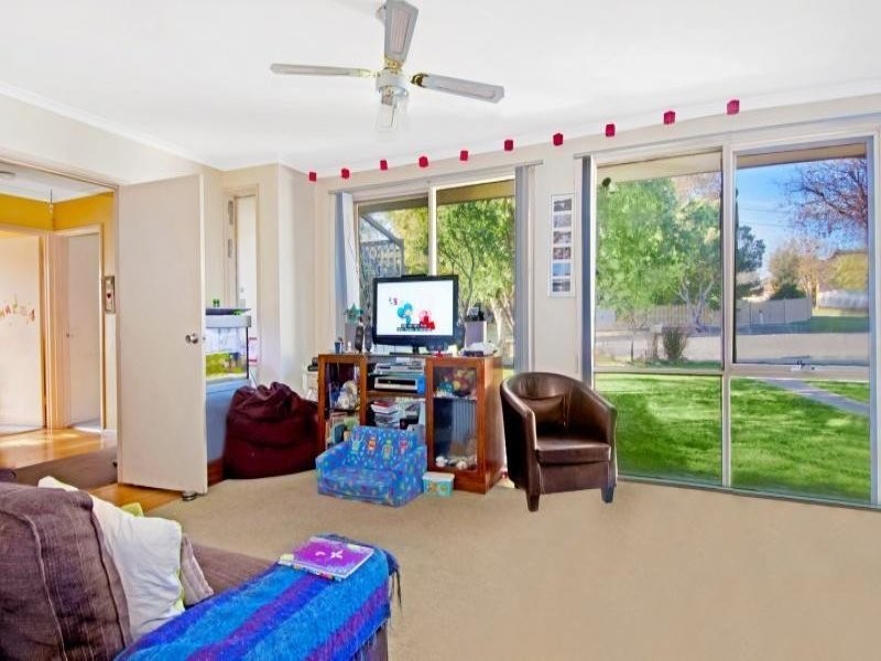 2 Troon Place, Frankston VIC 3199