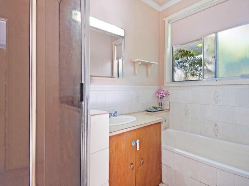2 Troon Place, Frankston VIC 3199