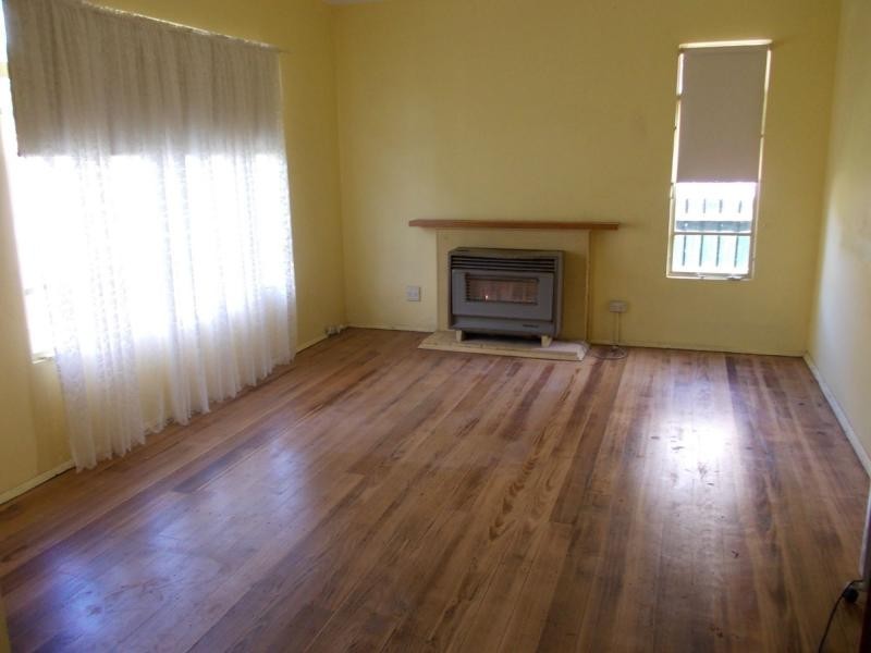 13 Pine Street, Frankston North VIC 3200