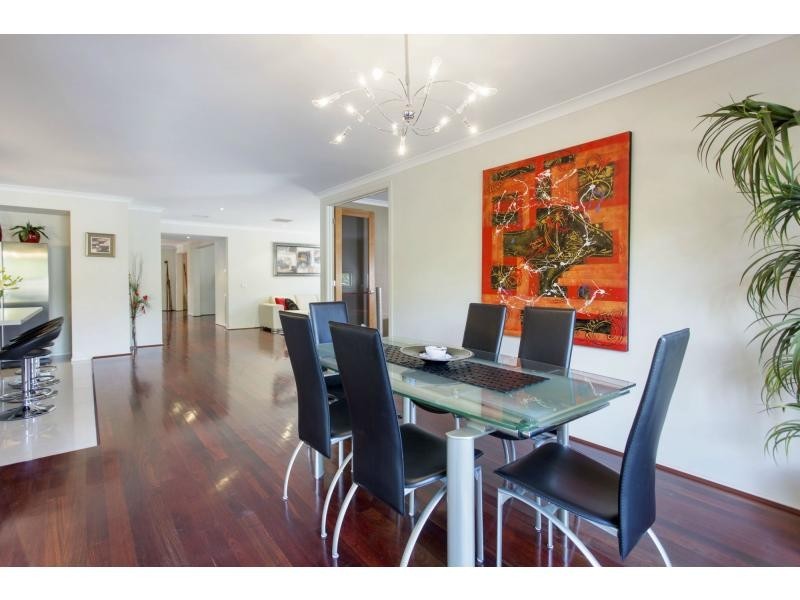 115 Sandhurst Boulevard, Sandhurst VIC 3977