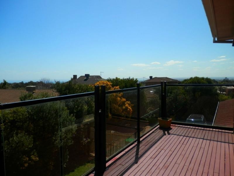 9 Sarah Place, Frankston South VIC 3199