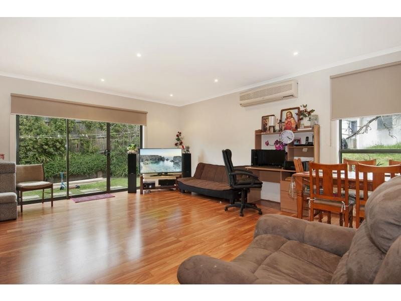 2/31 Parer Street, Frankston VIC 3199