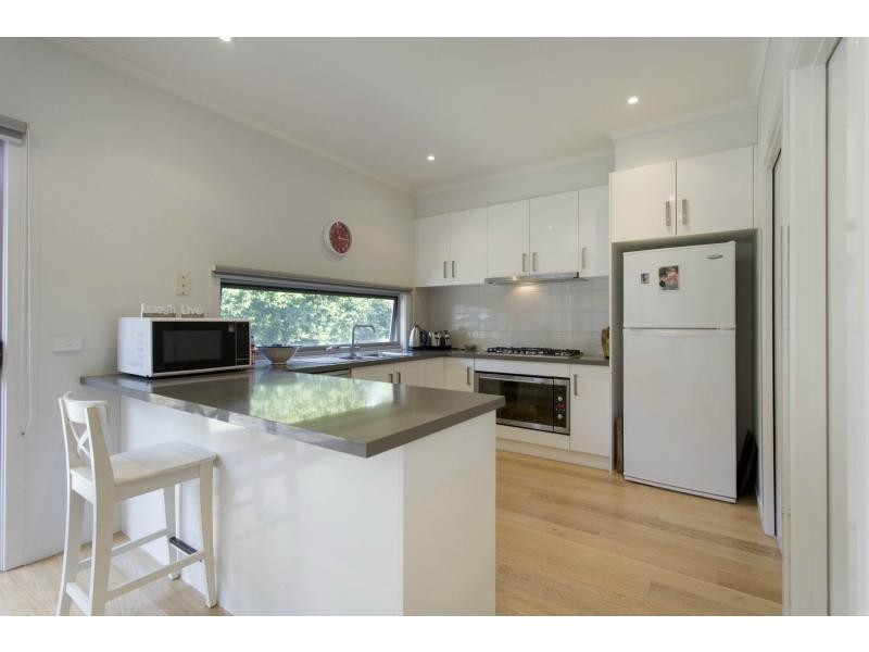 4/33 Culcairn Drive, Frankston South VIC 3199