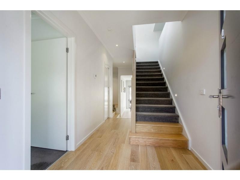 4/33 Culcairn Drive, Frankston South VIC 3199