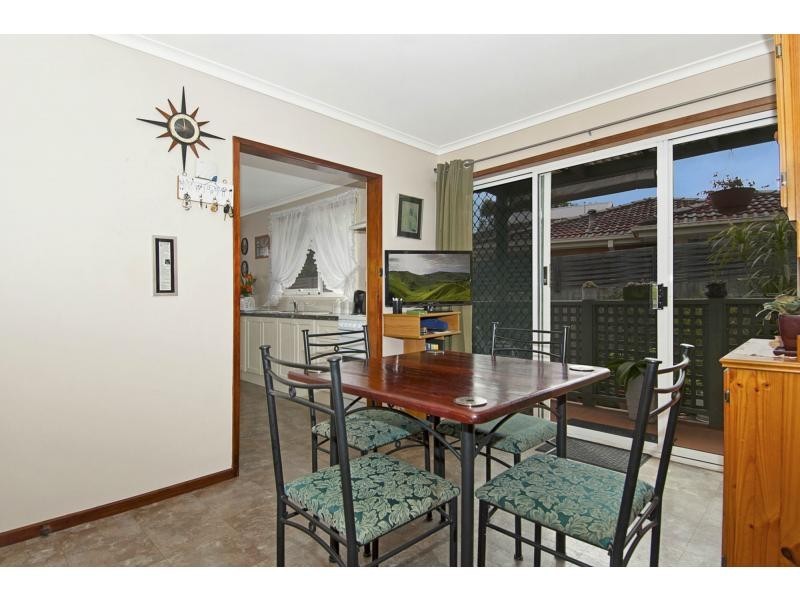 18 Gowrie Avenue, Frankston South VIC 3199