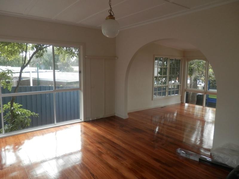 72 Nepean Highway, Seaford VIC 3198