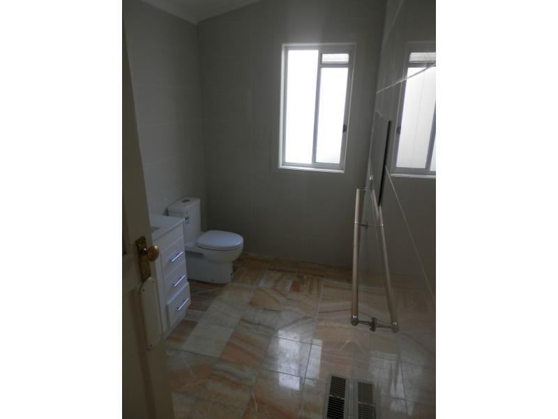 72 Nepean Highway, Seaford VIC 3198