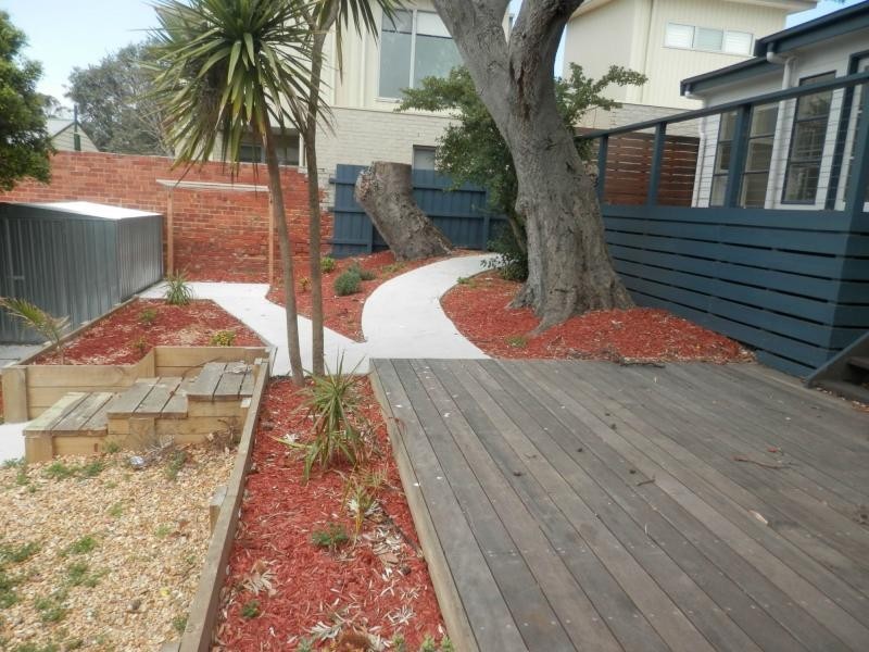 72 Nepean Highway, Seaford VIC 3198