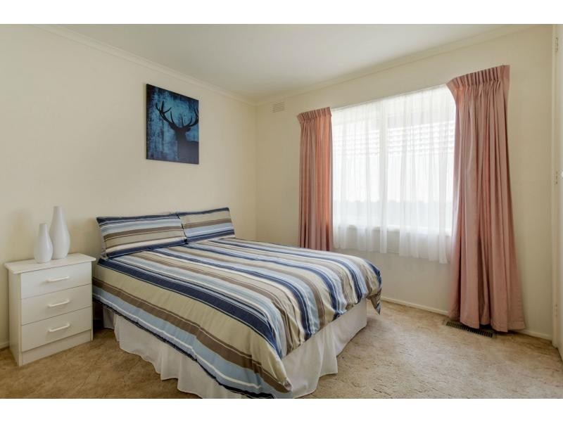 34 Leonard Street, Frankston VIC 3199