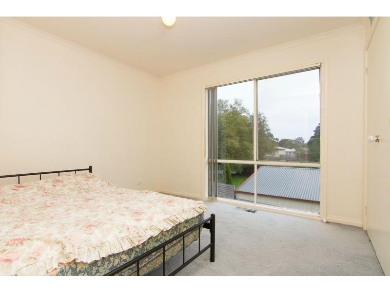 2/40 Frome Avenue, Frankston VIC 3199