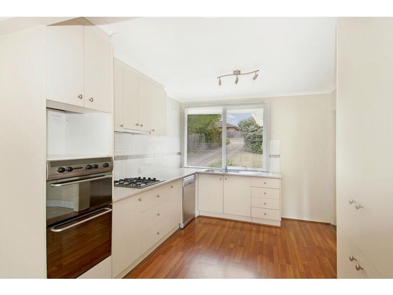 2/39 Highview Road, Frankston VIC 3199