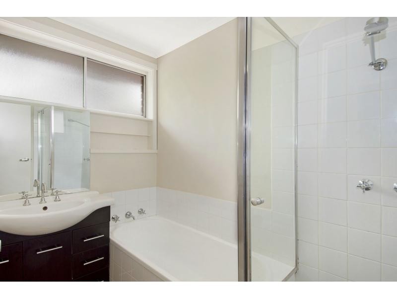 2/39 Highview Road, Frankston VIC 3199